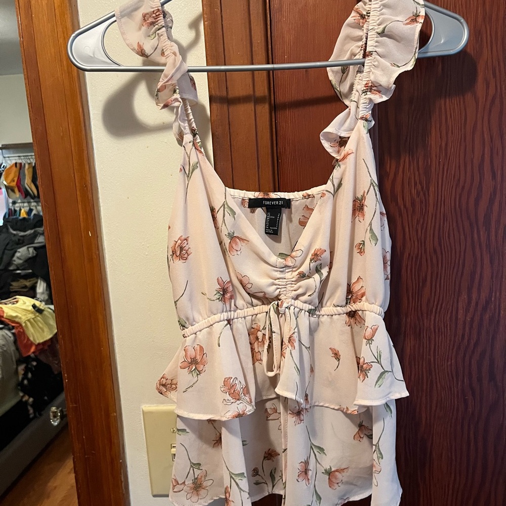 Forever 21 Floral Ruffle Camisole in Cream and Pink